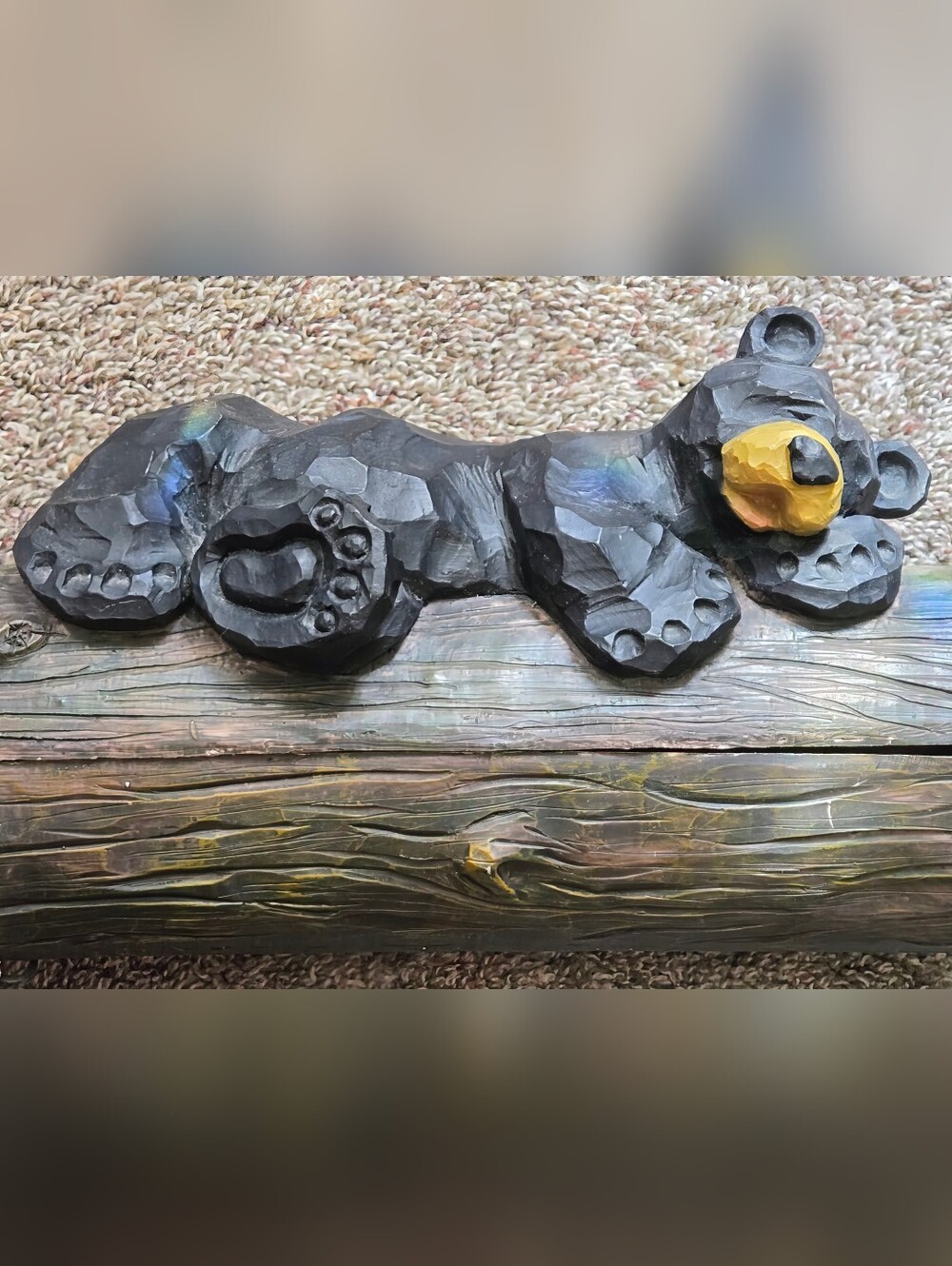 Vintage Rustic Hard Plastic Black Bear Sleeping On A Log Hinged Storage Box - Picture 3 of 12